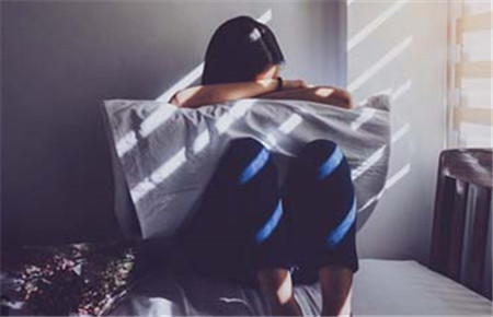 15歲孩子內向不愛說話怎么辦