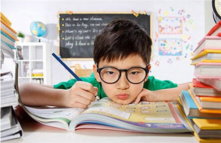 9歲孩子不好好寫作業