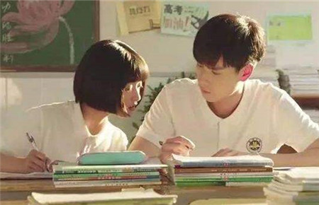 12歲女生早戀怎么辦