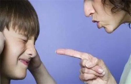 孩子和父母對著干怎么辦