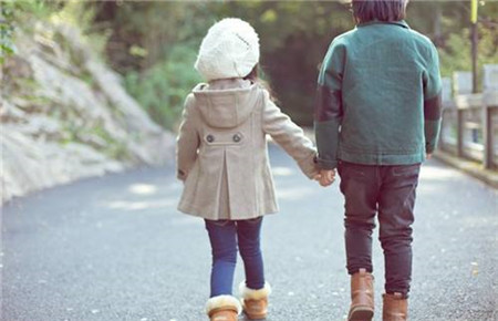 怎樣處理14歲女孩早戀 過來人分析經(jīng)驗(yàn)