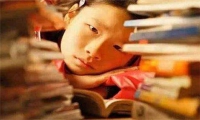 十四的孩子不上學咋辦 家長這樣做讓孩子重返校園