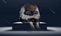 孩子性格孤僻不合群怎么辦