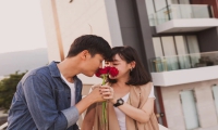 女兒早戀父母該怎么辦